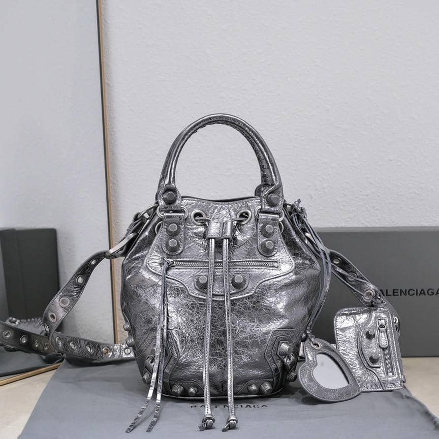 1 Bucket Bag-13